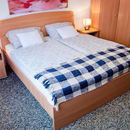Apartament Bodo 1 *